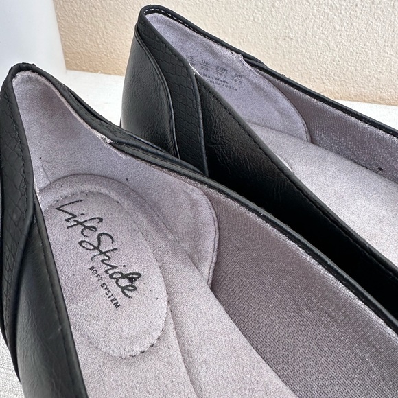 Life Stride Dig Black Faux Leather Soft System Slip In Loafers Women’s 9.5W - Picture 12 of 15